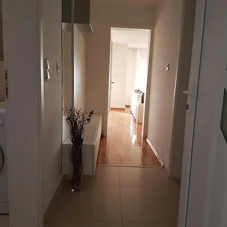 2bd 公寓